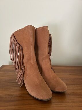 Colin Stuart Fringe Suede Boot Mid Calf Pull-On size 7.5